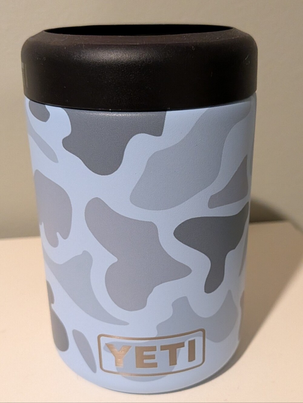 Yeti Blue Camo Colster